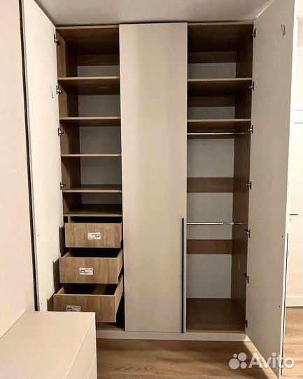 Шкаф распашной с фрезерованными фасадами