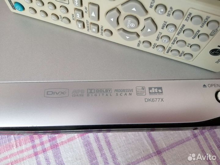 DVD плеер LG DK677X с караоке