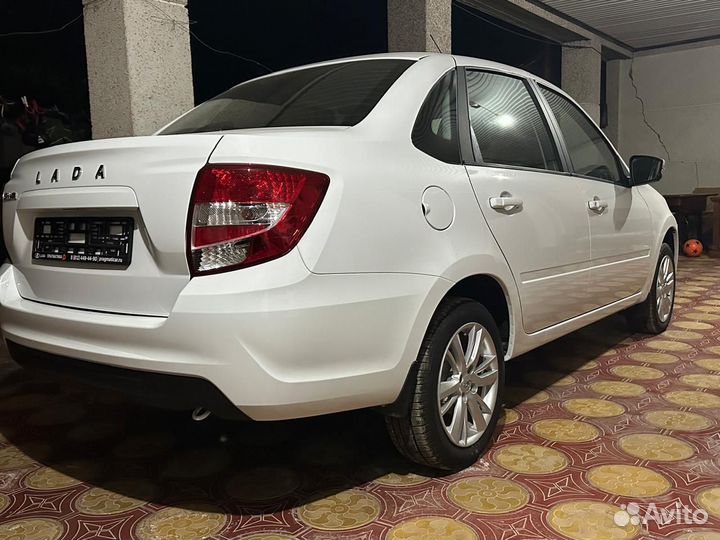 LADA Granta 1.6 МТ, 2023, 39 км