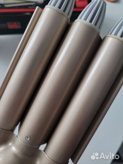 Плойка тройная для волос gemei