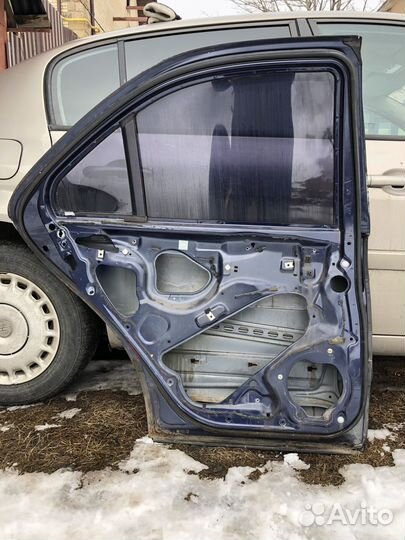 Дверь задняя левая Mercedes W220 1998-2005