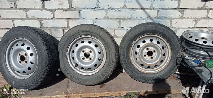 Yokohama IceGuard Stud IG65 185/70 R14