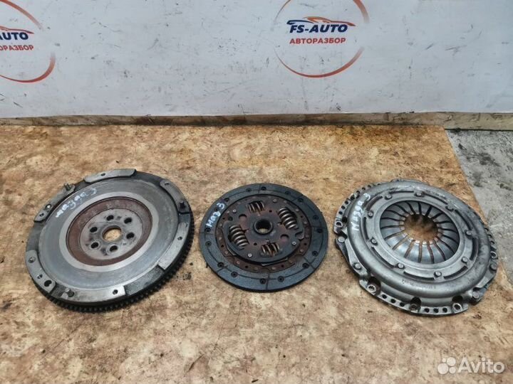 Комплект сцепления Mazda 3 хетчбек BK 2.0 LF 2005
