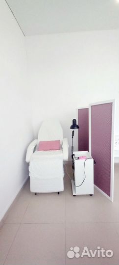 Маникюр Педикюр