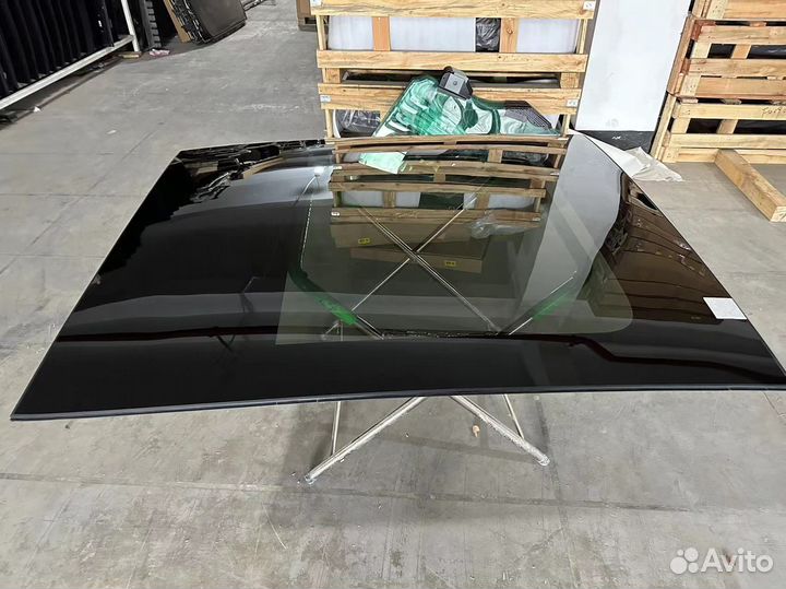 Задняя панорама стекло на lixiang li 8 pro max