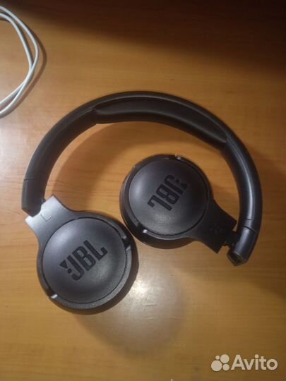 Беспроводные наушники