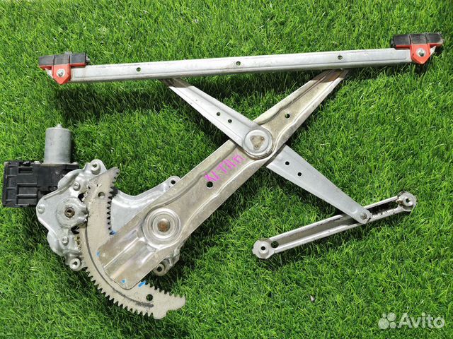 Стеклоподъемник Toyota передний левый