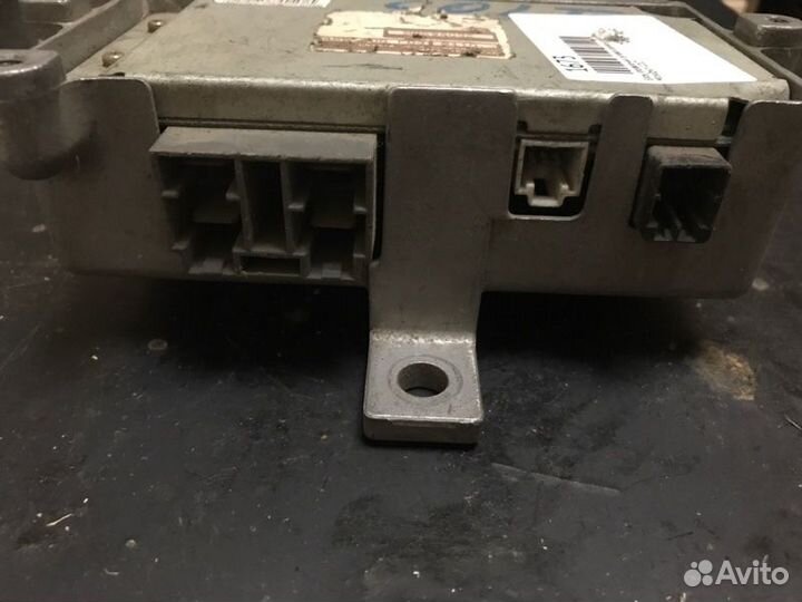 Блок управления рулевой рейкой Mitsubishi Colt