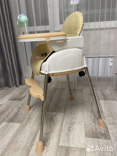 Детский стульчик для кормления