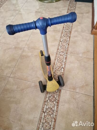 Самокат maxi scoo