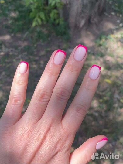 Маникюр педикюр
