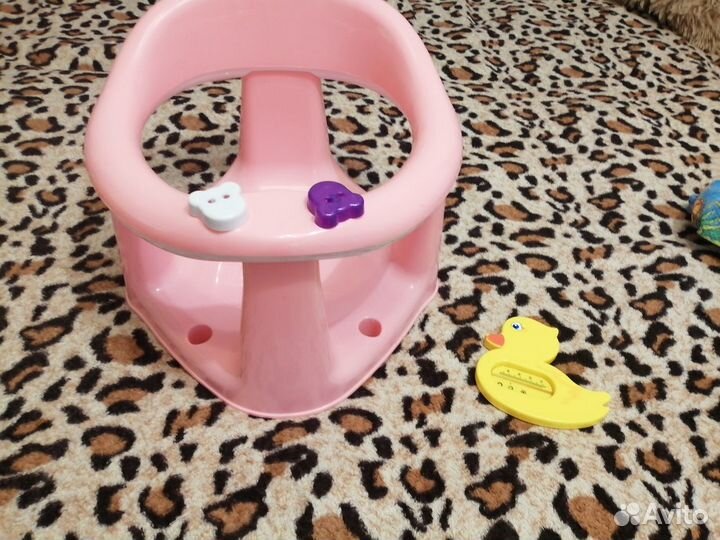 Круг на шею д/купания, стульчик д/ванной,термометр