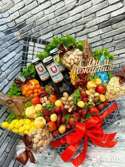 Мужской вкусный букет. Мужские букеты