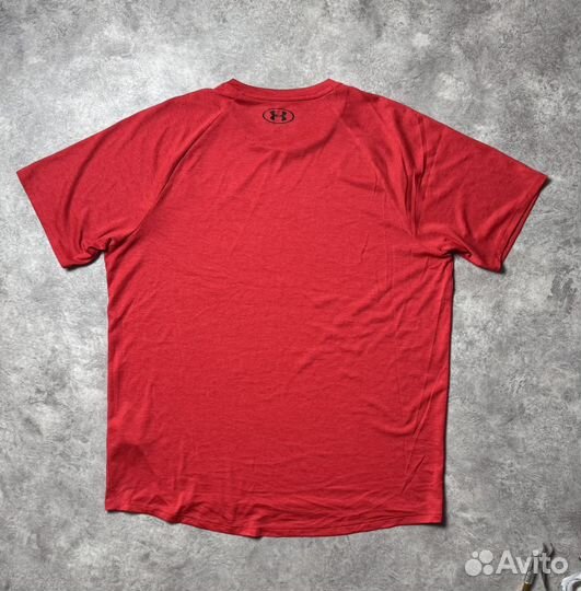 Футболка under armour оригинал L (муж)