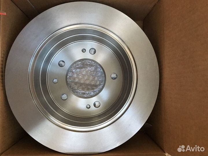 Диски тормозные задние Hyundai i30 от Brembo. 5841