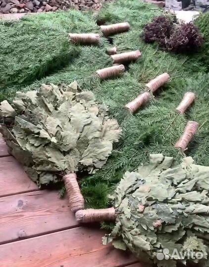 Можжевеловые пихтовое веники для банить в коробке