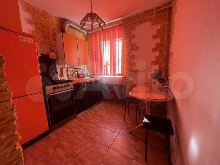 1-к. квартира, 32 м², 1/4 эт.