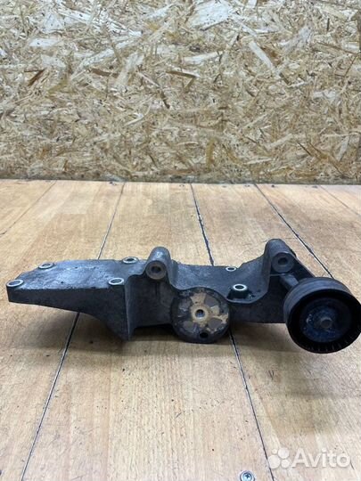 Кронштейн гидроусилителя Ford Mondeo qxba 2009