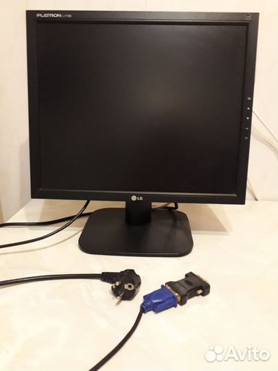 Монитор LG flatron L1718S