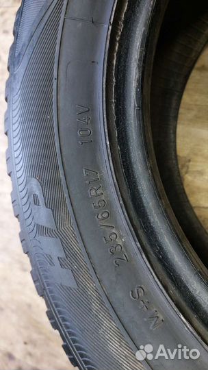 Goodyear Wrangler HP All Weather 235/65 R17 104V