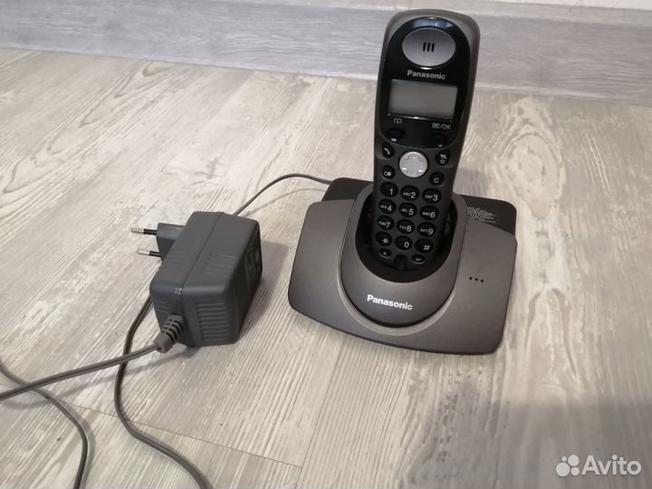 Радиотелефон Panasonic kx-tga110ru