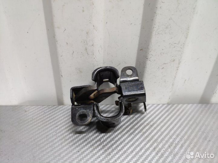 Замок капота передний правый Mercedes-Benz M-Class