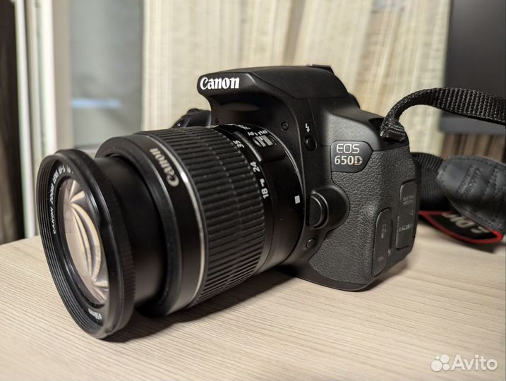 Зеркальный фотоаппарат Canon EOS 650D 18-55mm kit