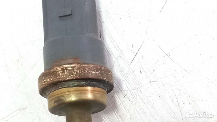 Датчик температуры Volkswagen Passat CC