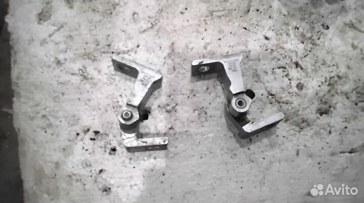 Volkswagen jetta 6 петли двери водителя