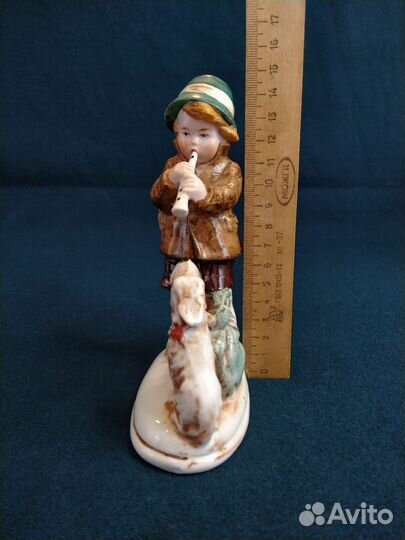 Статуэтка Мальчик с собакой Германия