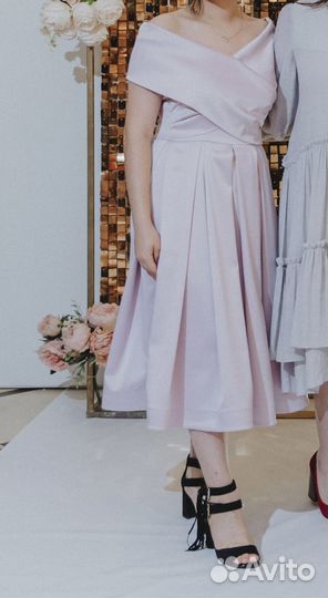 Платье вечернее