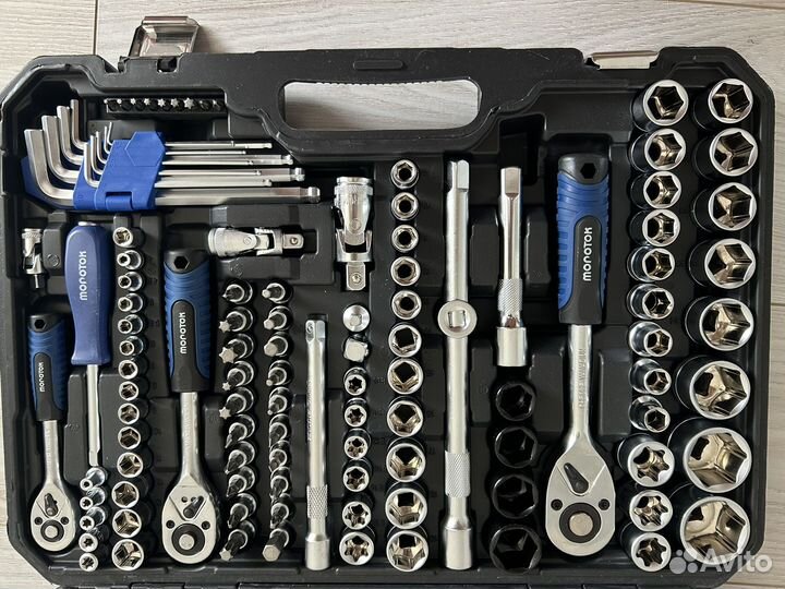 Набор инструментов 151 предмет в кейсе