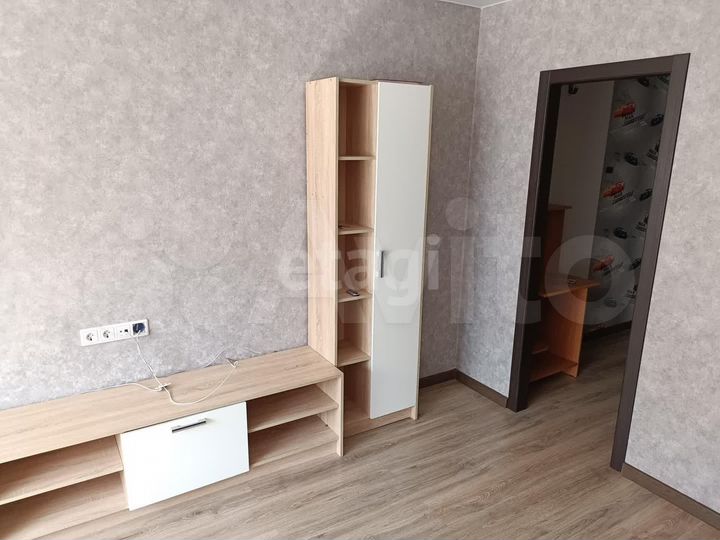 1-к. квартира, 43 м², 13/17 эт.