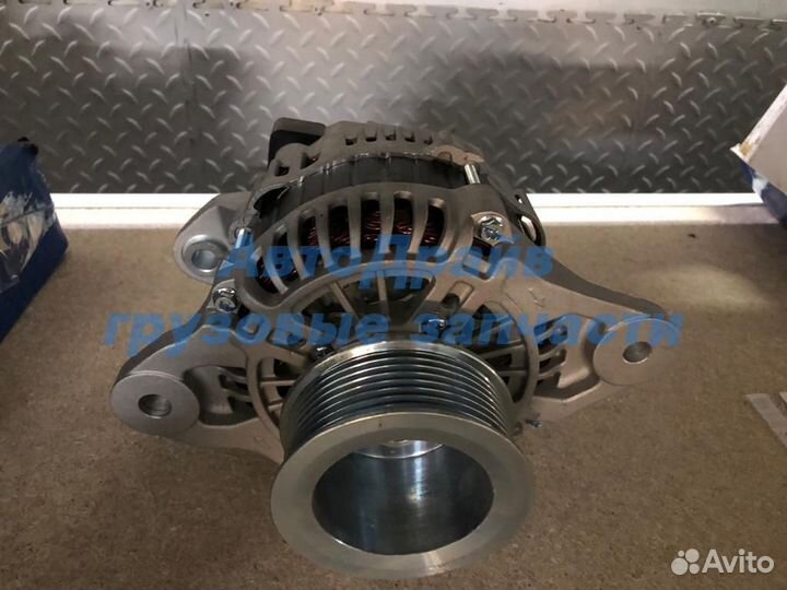 Генератор грузовиков Рено OEM 7420842445 24V, 110A, 8 ручейковый ролик