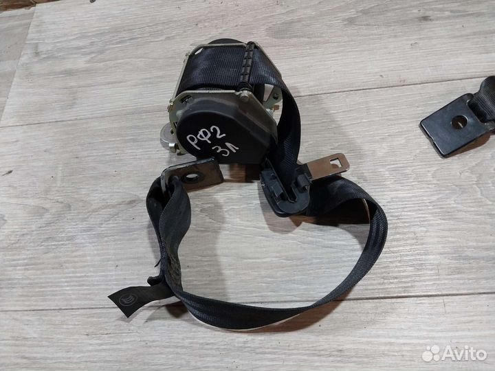 Ремень безопасности задний Renault Fluence