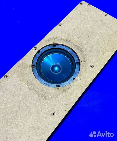 Сабвуфер задний Mercedes W463 X463 G63 Гелик