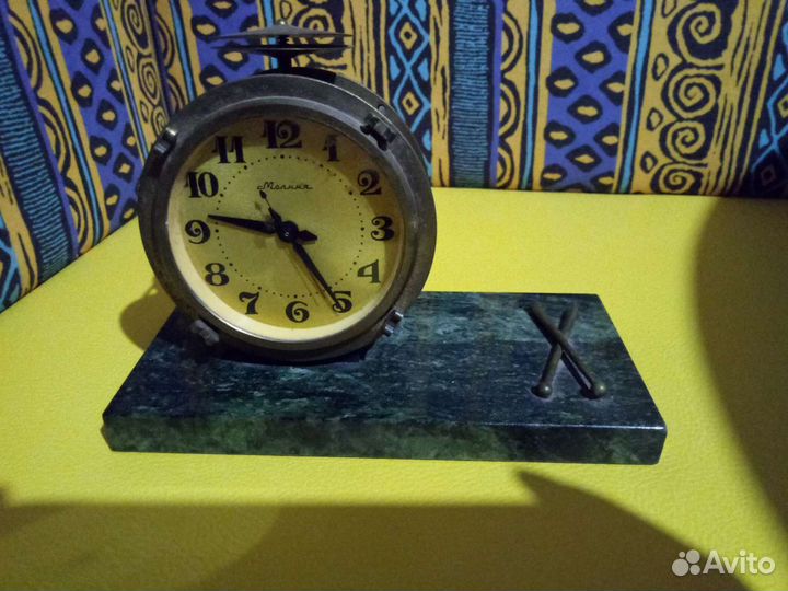 Часы настольные, каминные