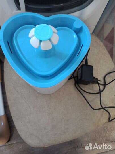 Фонтанчик для кошек