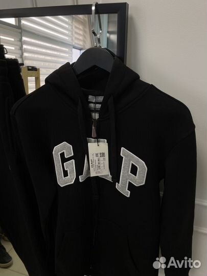 Костюм Gap спортивный