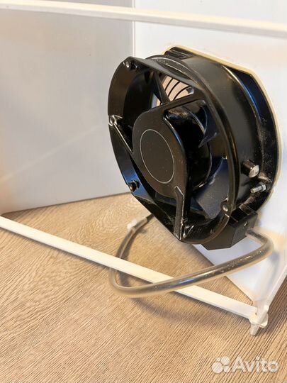 Вытяжка для маникюра emil x2