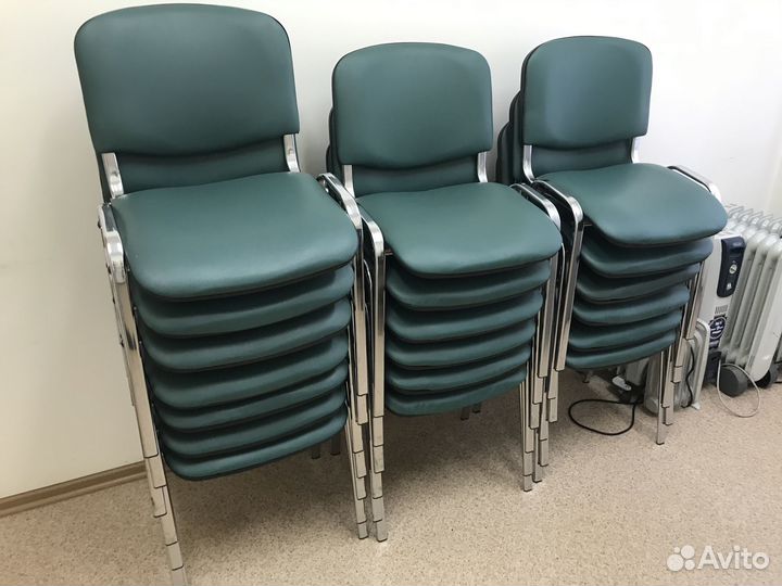 Стулья, увлажнитель, игрушки, картриджи и другое