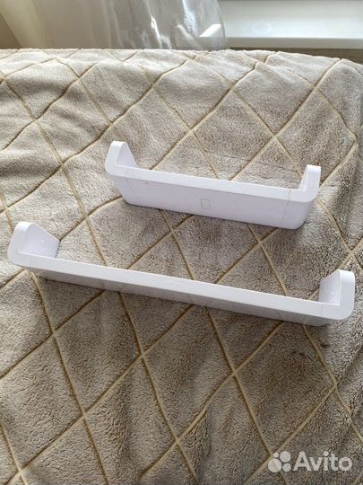 Пластиковые полочки