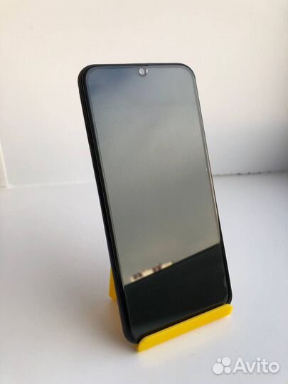 Samsung Galaxy A40, 4/64 ГБ