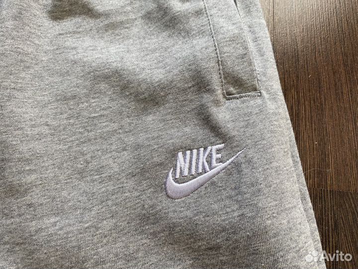 Шорты Nike