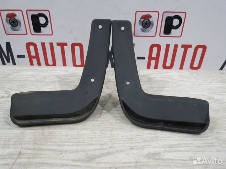 Брызговик задний Kia Rio 4