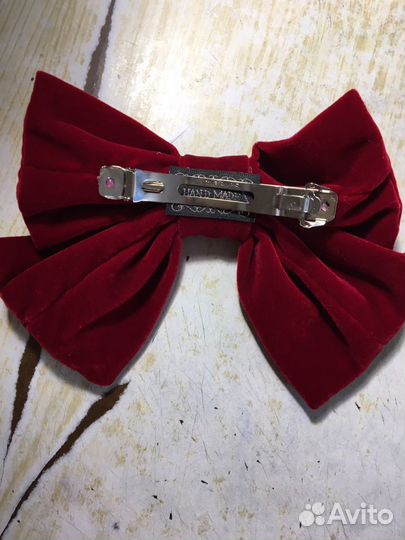 Заколка-бант