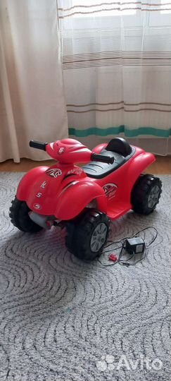 Детский квадроцикл на аккумуляторе