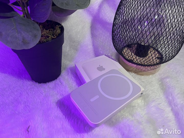 Magsafe battery pack