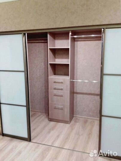 Гардеробный шкаф