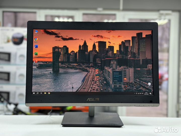 Моноблок asus/8гб/SSD